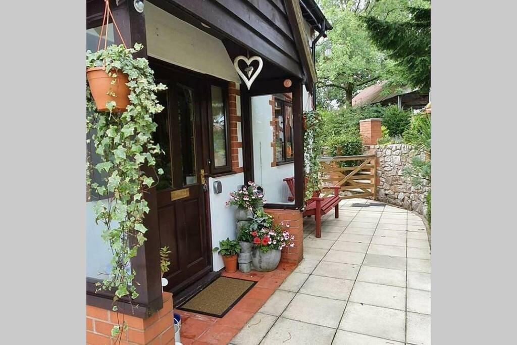 Rowan Cottages With Panoramic Views Of The Stiperstones And Walks On The Doorstep 슈루즈버리 외부 사진