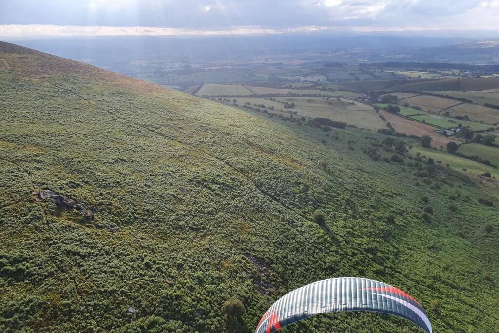 Rowan Cottages With Panoramic Views Of The Stiperstones And Walks On The Doorstep 슈루즈버리 외부 사진